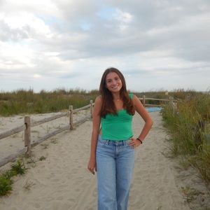 Meet your Posher, Carley